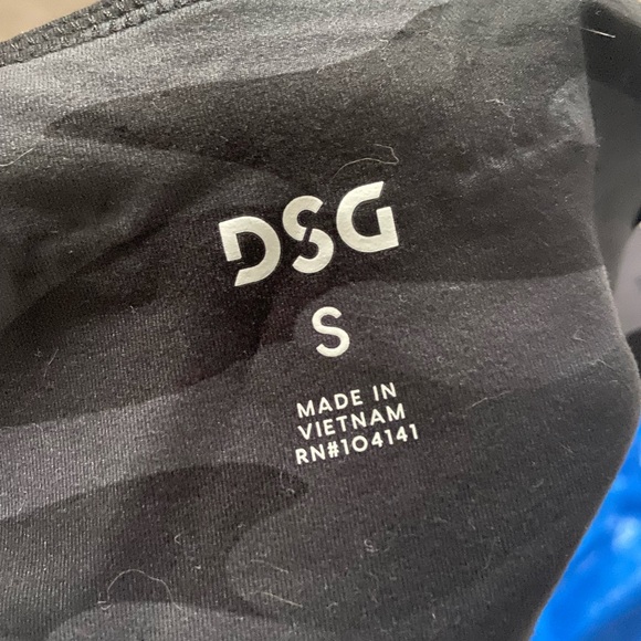 DSG SIZE SMALL 9” BIKER SHORTS. NEVER WORN—TAGS. - Picture 5 of 5